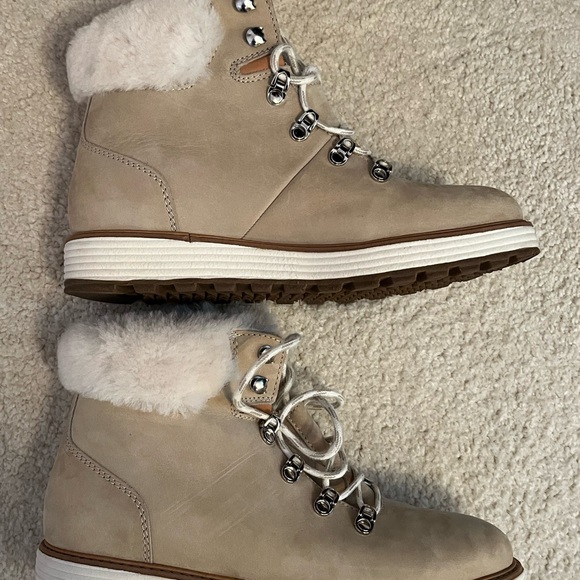 EUC Samuel Hubbard Winter Boots - Picture 3 of 12